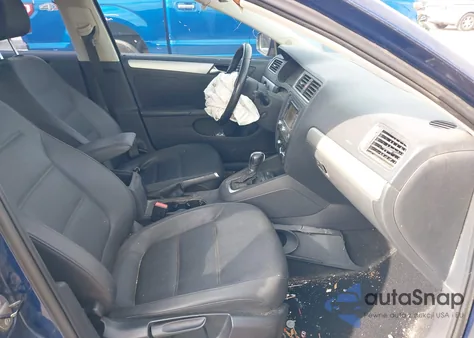 2011 Volkswagen Jetta 2.0L Tdi from USA, damaged, VIN 3VWLL7AJ8BM067673